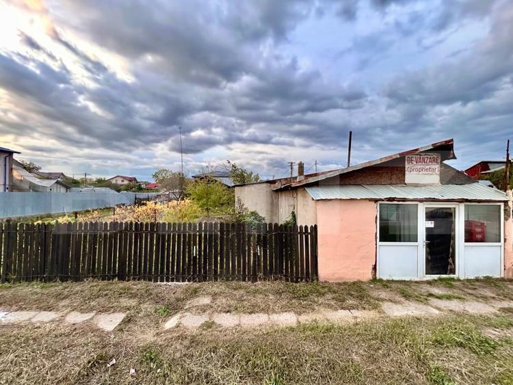 Teren Construcții intravilan de 400 mp, în Vest