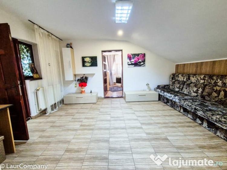 Casă cu 9 camere cu Teren 585 Mp în Prundu