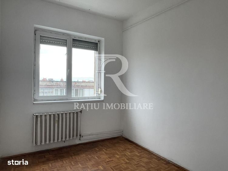 Apartament cu 3 camere în Central