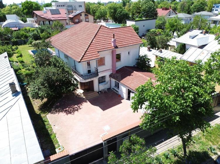 Casă cu 4 camere în Sârbi
