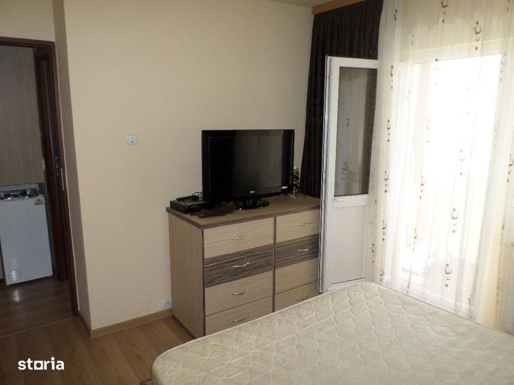 Apartament cu 3 camere decomandat în Mihai Bravu