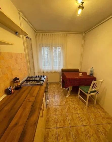 Apartament cu 2 camere decomandat în Vitan Mall