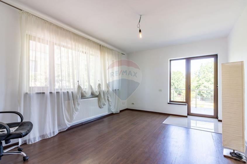 Casă / Vilă cu 5 camere de vânzare Alexandriei/Ion Conea - 31