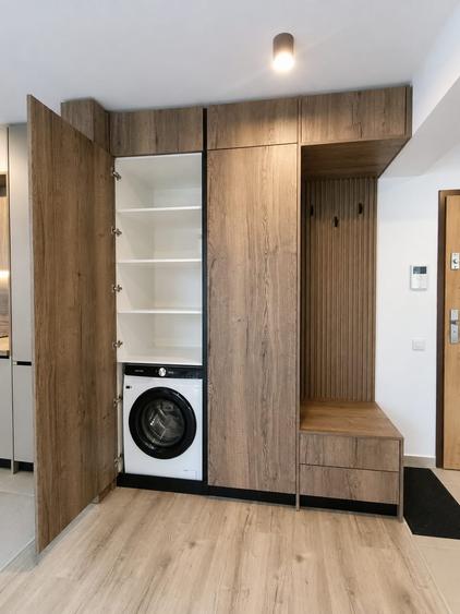 Apartament cu 2 camere semidecomandat în Tractorul