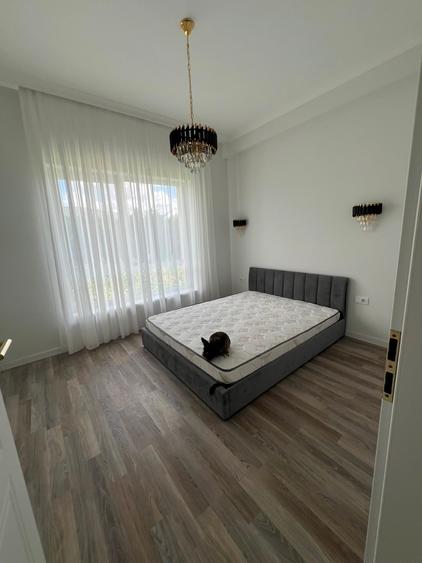 Apartament cu 4 camere semidecomandat în Corbeanca