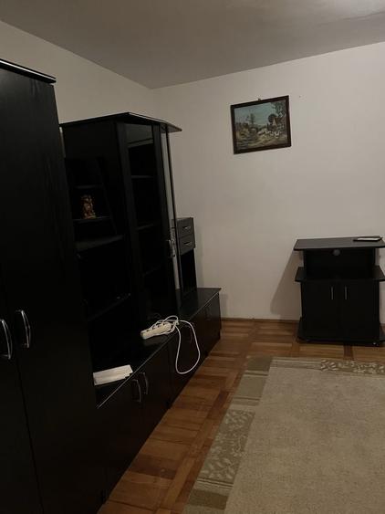 Apartament cu 2 camere nedecomandat în Central