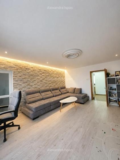 APARTAMENT DECOMANDAT 3 CAMERE & 2 BAI BLOC 1994 UNIRII - 8