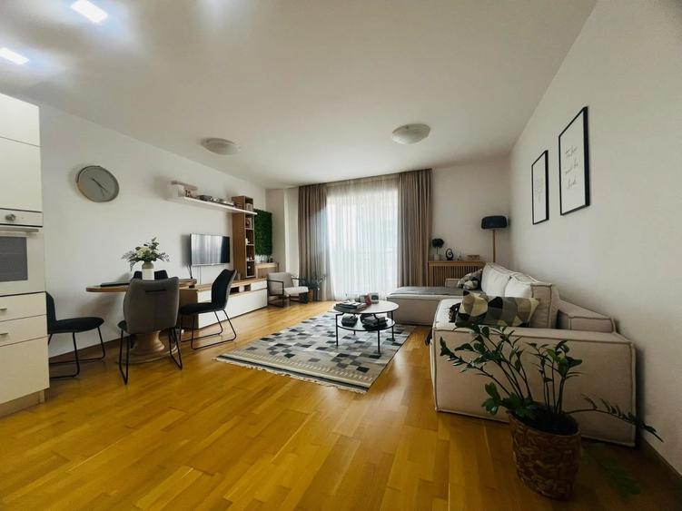 Apartament cu 2 camere decomandat în Dorobanți
