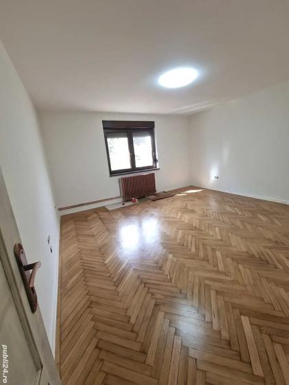 Spațiu comercial, de 230 mp, în Simion Bărnuțiu