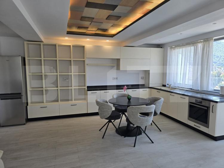 Apartament cu 2 camere semidecomandat în Centrul Istoric