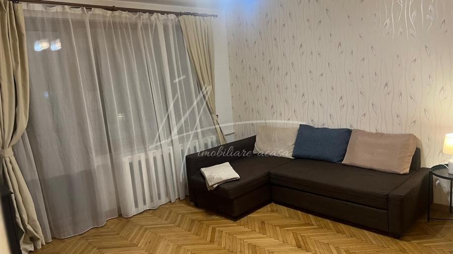 Apartament cu 2 camere semidecomandat, mobilat în Sala Palatului