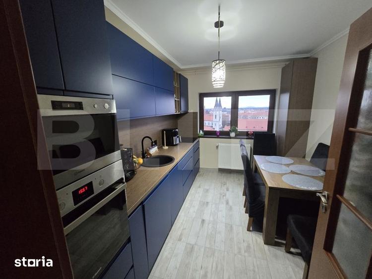 Apartament cu 4 camere decomandat în Central