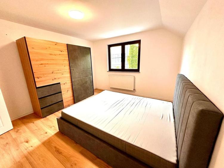 Apartament cu 3 camere semidecomandat, mobilat în Parcul Carol