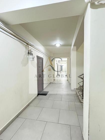 Apartament cu 3 camere semidecomandat în Militari