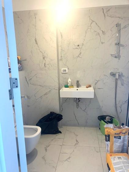 Apartament cu 2 camere semidecomandat în Colentina