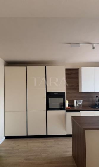 Apartament cu 2 camere semidecomandat, mobilat în Dâmbul Rotund