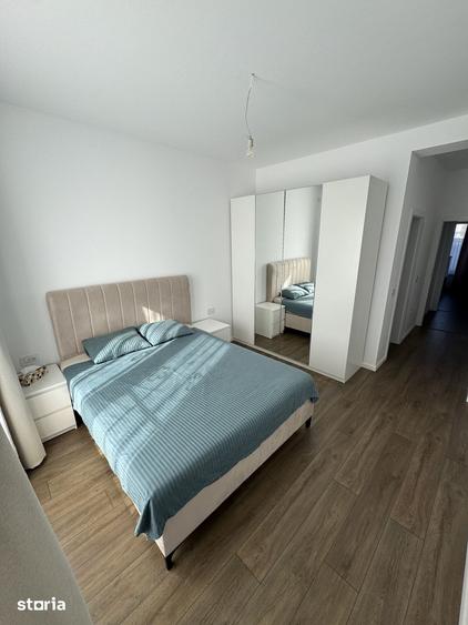Casă cu 4 camere cu Teren 370 Mp în Tunari