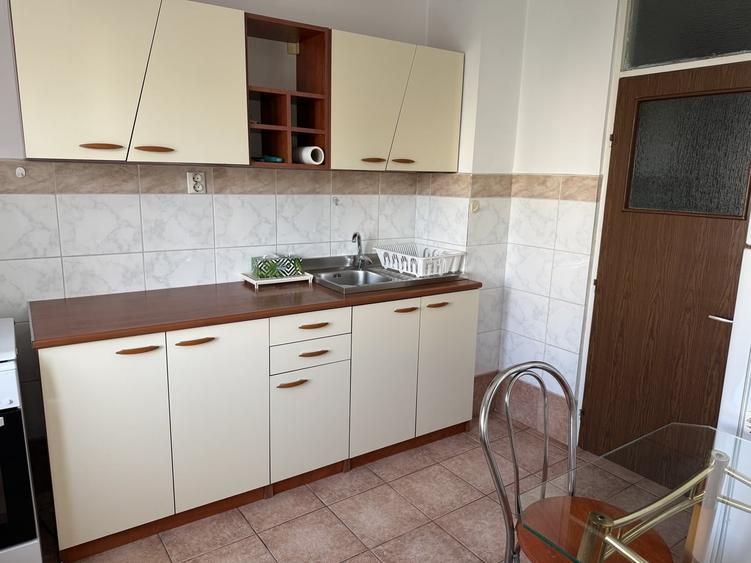 Apartament semidecomandat în Herăstrău