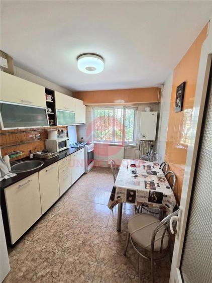 Apartament 2 Camere, Decomandat, Inel 2 - 14
