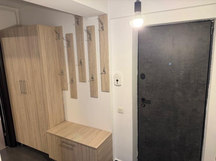 Apartament cu 2 camere decomandat, mobilat în Berceni