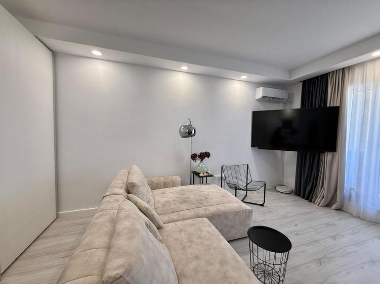 Apartament cu 2 camere semidecomandat în Ștefăneștii de Jos