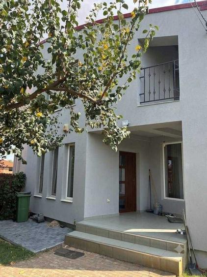Casă cu 4 camere cu Teren 374 Mp în Săcălaz