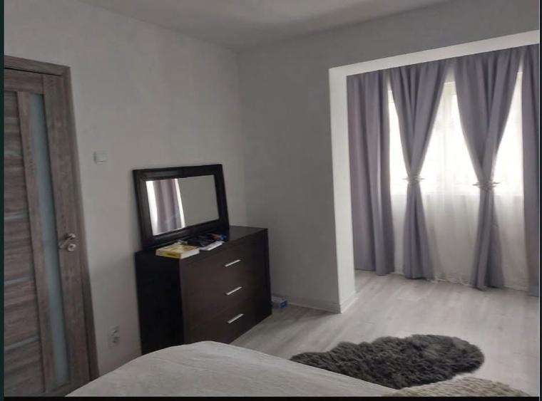 Apartament cu 2 camere decomandat, mobilat în Câmpia Libertății