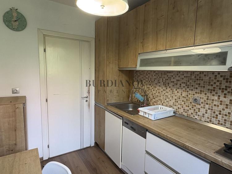 Apartament cu 3 camere în Titan