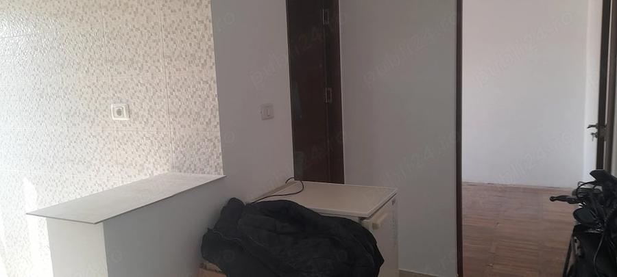 Garsonieră decomandată în Central