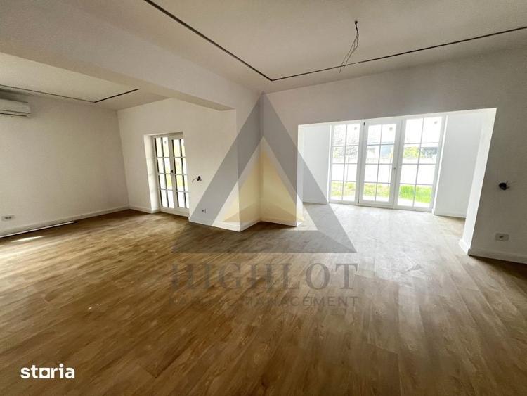 Casă cu 5 camere cu Teren 707 Mp în Corbeanca