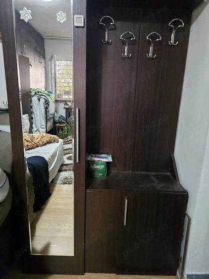 Garsonieră decomandată în Drăgășani