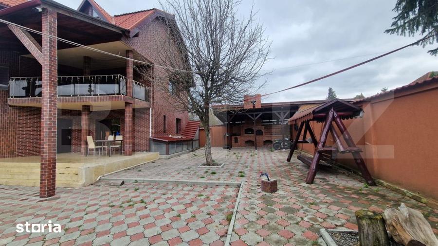 Casă cu 6 camere cu Piscina în Baciu