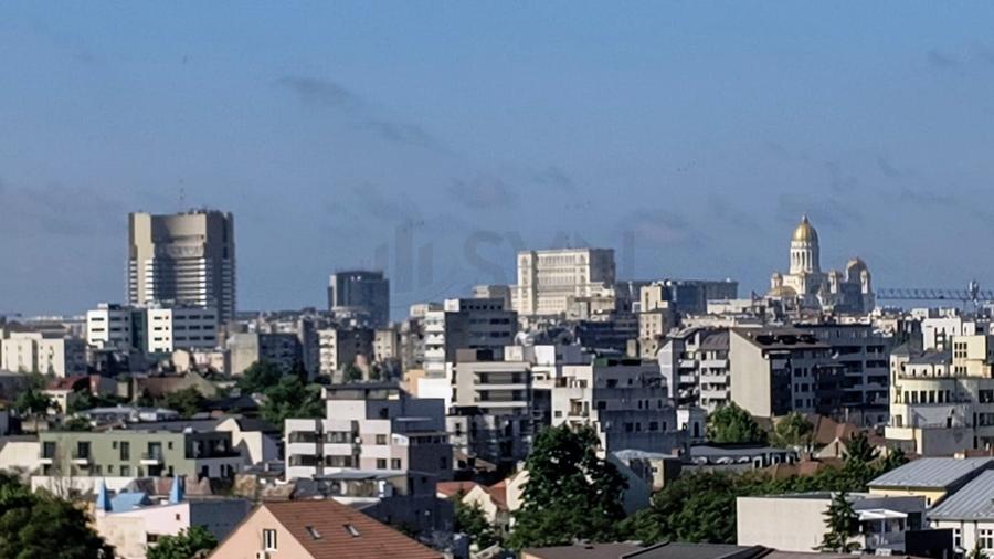 Apartament cu 4 camere decomandat, mobilat în Ștefan cel Mare