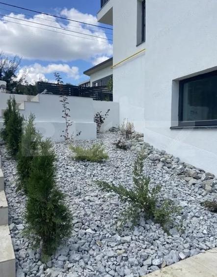 Casă cu 4 camere cu Teren 250 Mp în Hlincea
