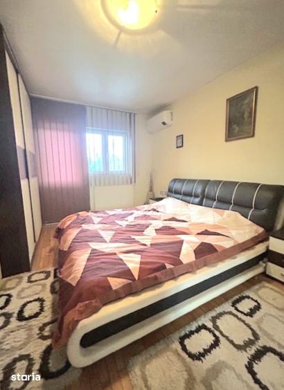 Casă cu 5 camere cu Teren 2100 Mp în Ghencea