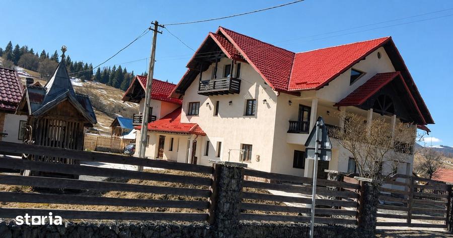 Casă cu 8 camere cu Teren 10732 Mp în Breaza