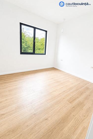 Casă cu 8 camere cu Teren 1287 Mp în Prelungirea Ghencea