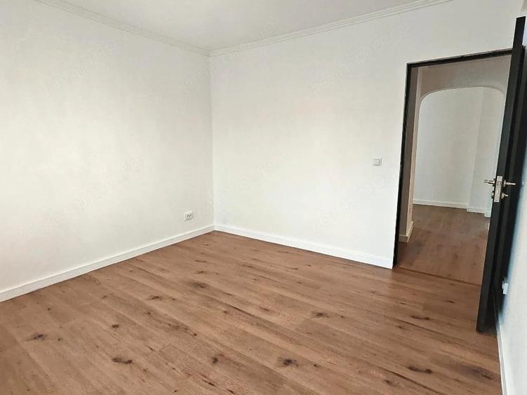 Apartament cu 4 camere decomandat în Centrul Civic