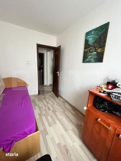 Apartament cu 3 camere semidecomandat în Central