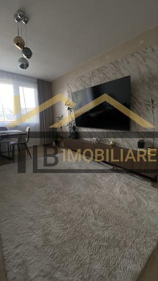Apartament cu 3 camere semidecomandat în Semicentral