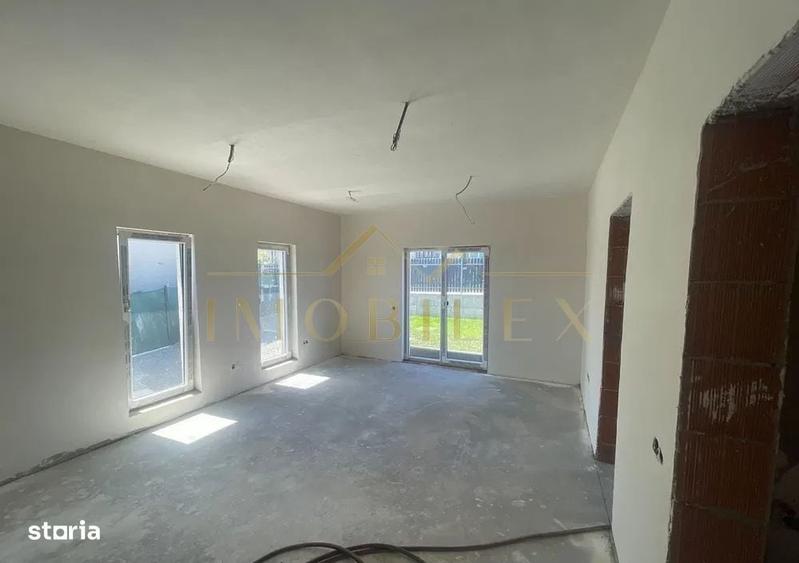 Casă cu 3 camere cu Teren 490 Mp în Central