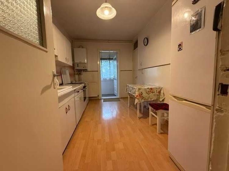 Apartament cu 3 camere decomandat în Ștrand