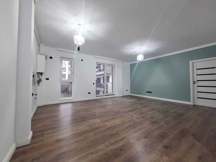Apartament cu 2 camere, 58 mp, balcon, zona Teilor - 1
