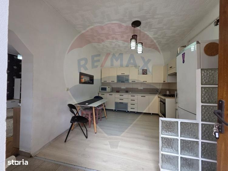 Apartament cu 3 camere de vanzare in zona Central - 8