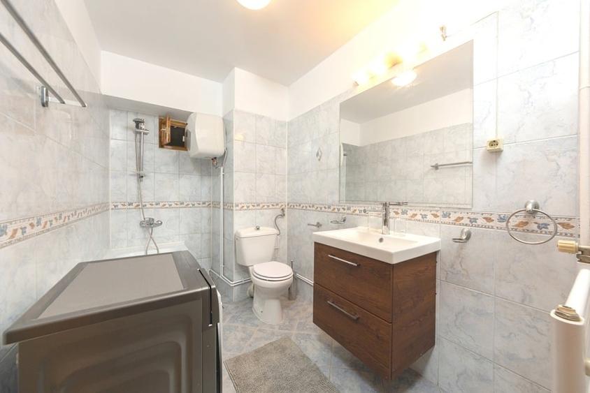 Apartament cu 3 camere decomandat, mobilat în Unirii