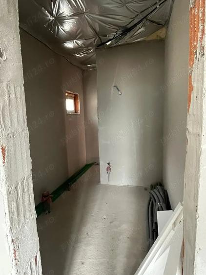 Casă cu 3 camere în Iecea Mare