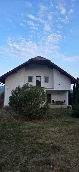 Casa D+P+M, 300mp utili, teren 13 ari Valea Ghinzii (Aerodrom) - 2