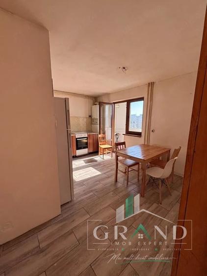 Apartament cu 3 camere semidecomandat, mobilat în Grigorescu