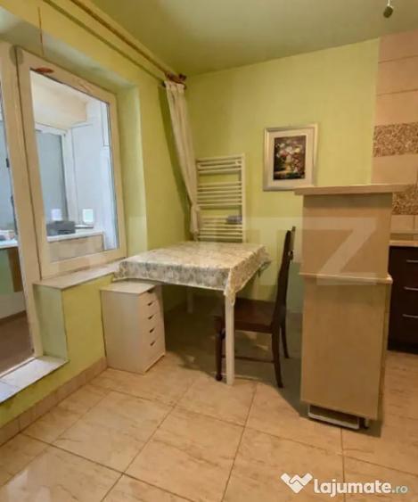 Apartament cu 3 camere decomandat în Sângeorgiu de Mureș