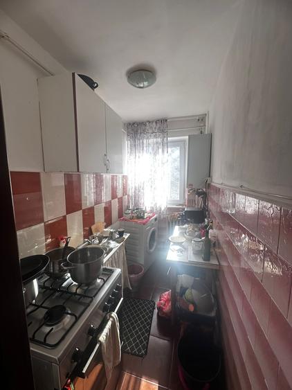 Apartament cu 2 camere nedecomandat, mobilat în Mircea cel Bătrân